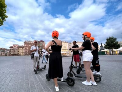 Electric Scooter Tour: Full Tour (Old Town + Ostrów Tumski)