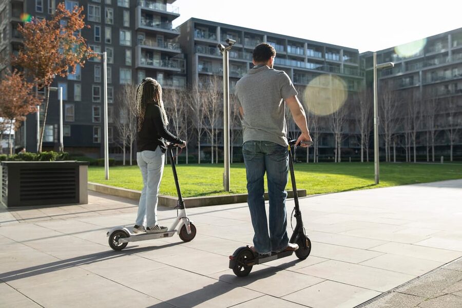 Electric Scooter Tour: Full Tour (Old Town + Shipyard) 3hour - Entering the Gdańsk Shipyard