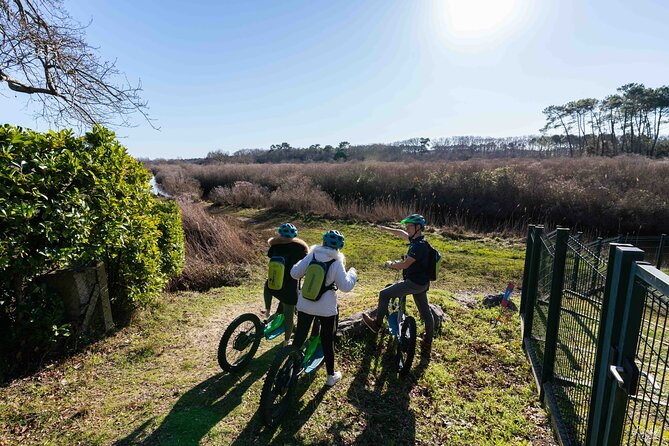 Electric scooter tour in Hossegor - Along the Hossegor golf-course greenway