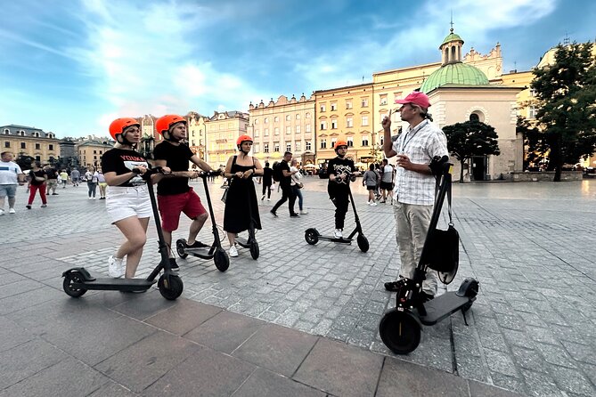 Electric Scooter Tour: Old Town Tour - 1,5-Hour of Magic! - Warsaw Uprising Monument and Krasiński Palace