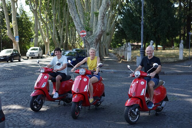 Explore Rome by Vespa With Pick up and Drop Off - Why a Vespa is a smart way to see Rome quickly