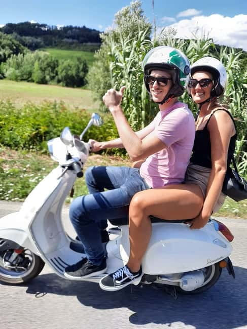 Florence: Vespa Tour as a Passenger + Wine Window! - From Via dei Pandolfini to Florence’s famous sights