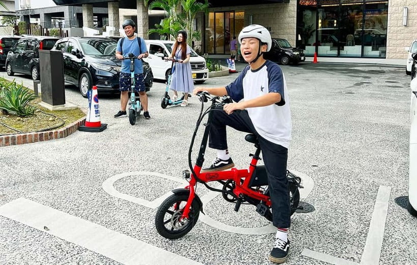Free delivery to hotel : E-Scooter rent/No license required - Who should book this scooter rental?