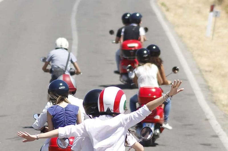 From Siena/Badesse: Vespa & Chianti Tour in the Tuscan Hills - Who should book this Chianti Vespa tour?