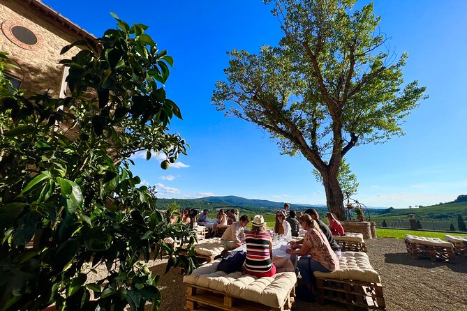 Full-Day Chianti Tour by Vespa Scooter from San Gimignano - Casale dello Sparviero combines wine and lunch