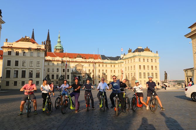 Grand City Tour of Prague on Cruiser e-Bikes or e-Scooters - Getting comfortable before the ride