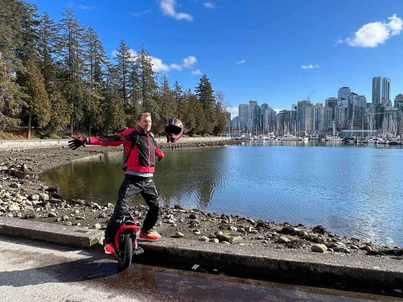 Great Vancouver EUC & E-scooters loop tour - Science World to Chinatown