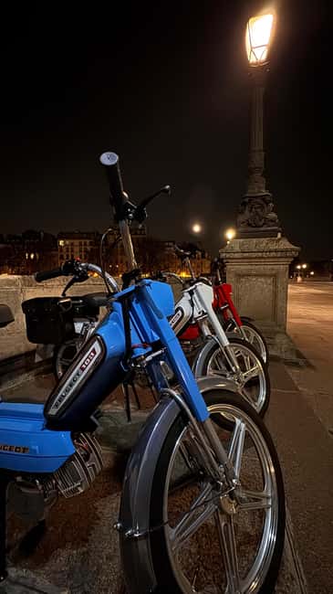 Guided tour of Paris on an electric Peugeot 103 moped - Key points to know before booking