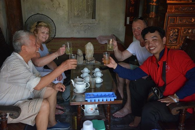 Hanoi Back Street Vespa Tours: Full Day Vespa Tours - Huu Tiep Lake and the downed B-52