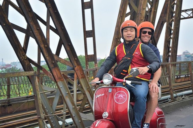 Hanoi By Vespa Tours: HISTORY + CULTURE + SIGHT + FUN 2,5 Hours - Why a Vespa is the right way to see Hanoi