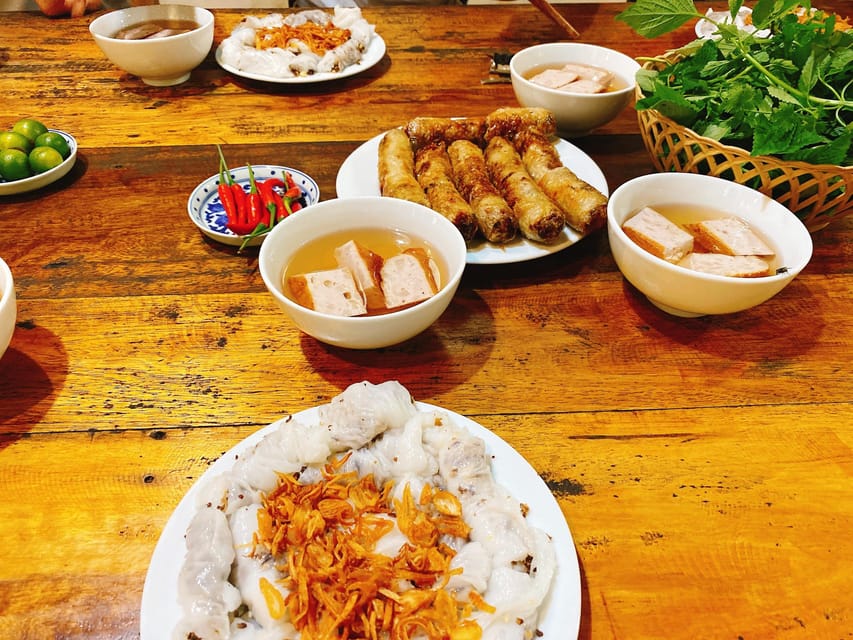 Hanoi: Food and Sightseeing Vespa Tour with 7 Tastings - Banh cuon, a softer breakfast classic