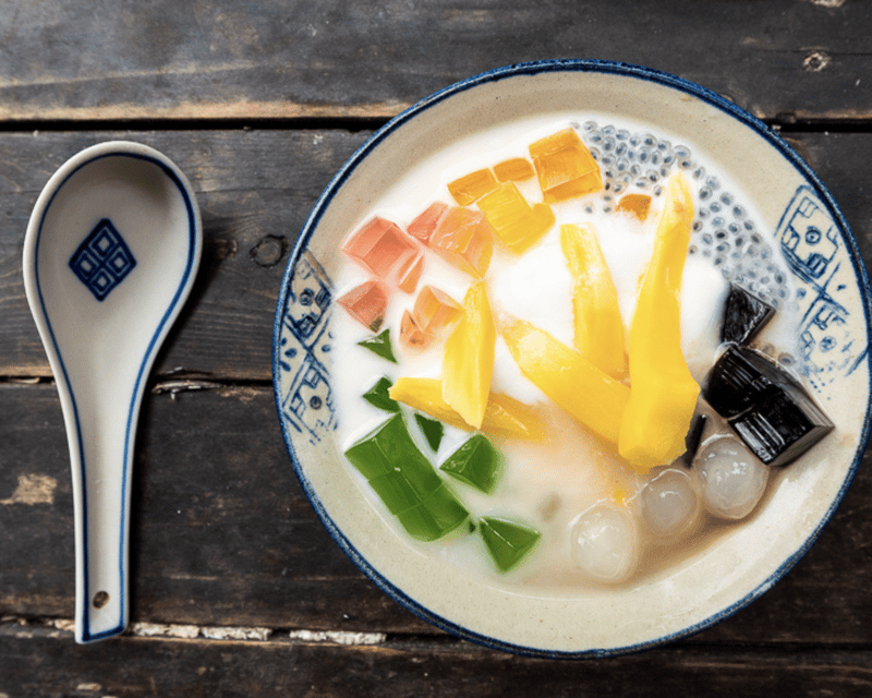 Hanoi: Food and Sightseeing Vespa Tour with 7 Tastings - The Vespa ride: exciting, not peaceful
