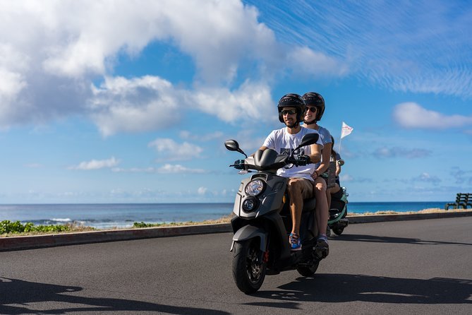 Hawaiian Style Scooter Ride around O'ahu for the Day - A practical Waikiki and Diamond Head morning