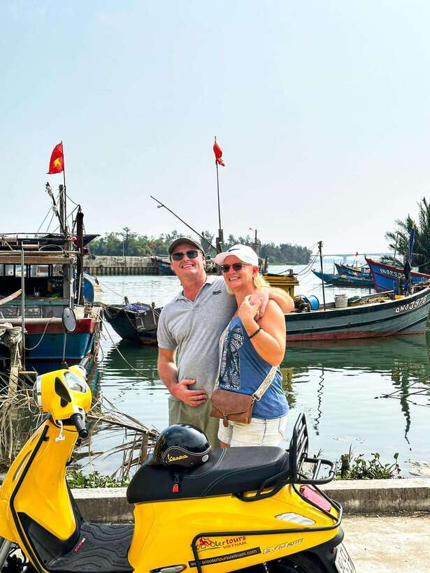 Hoi An: Half-day Electric Scooter Countryside Adventure - Tra Que and the hands-on rice cracker stop