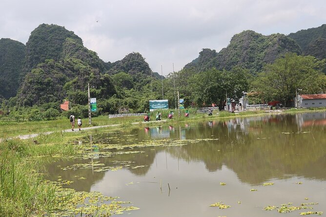 Hoi An Vespa Tour Rural Villages Experience - Why the guide and driver make a difference