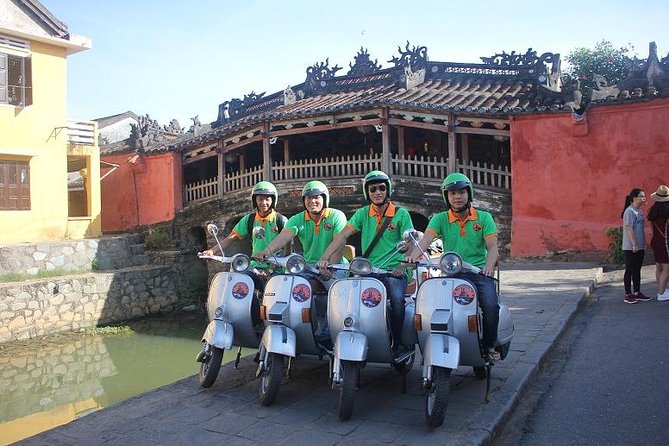 Hoi An Vespa Tour Rural Villages Experience - Straw mats, fish traps, and village work