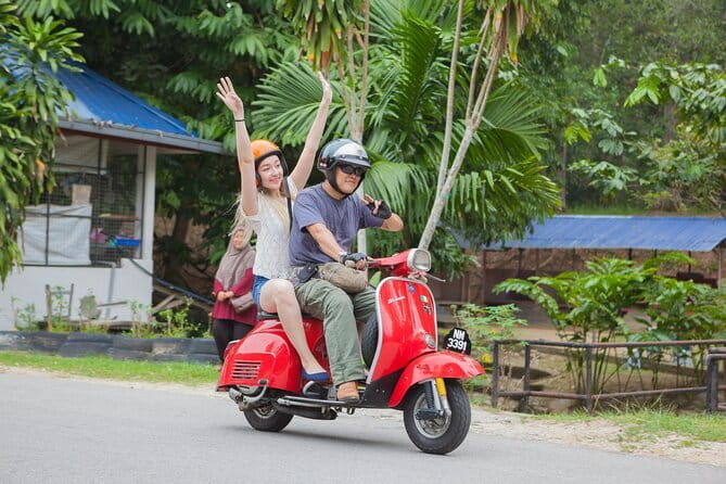 KL's Vespa Sprint - Fresh produce: a taste of the city beyond monuments