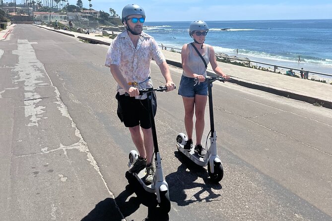 La Jolla E-Scooter Tour with Photos Included - Calumet Park starts the ride with open ocean views