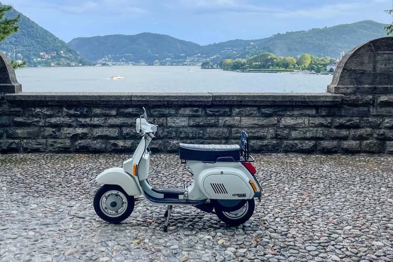 Lake Como: 4, 8, or 24-Hour Classic Vespa Rental & Delivery - Meeting Sebastian at Como Borghi station
