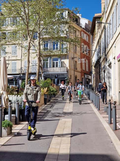 Marseille: Self-Guided Smartphone Tour by E-Scooter - Key points at a glance