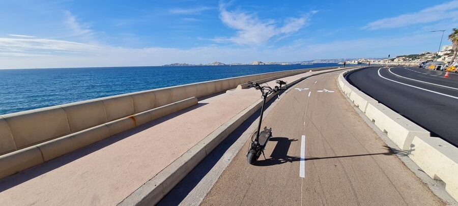 Marseille: Self-Guided Smartphone Tour by E-Scooter - How the virtual guide works in practice