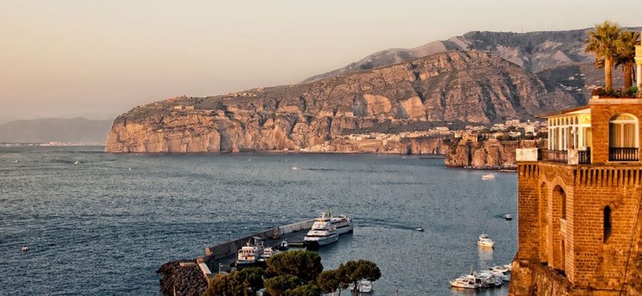 Naples/Sorrento/Positano: Private Amalfi Coast Tour by Vespa - Why a Vespa works so well on the Amalfi Coast
