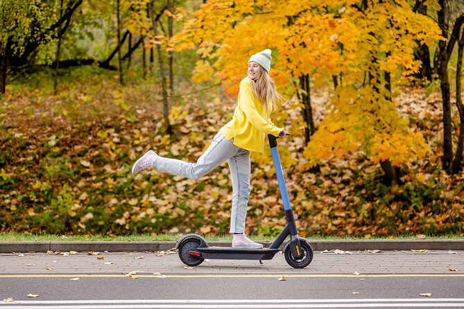 New York Electric Scooter Rental: Discover the City! - Choosing between one hour and a full day