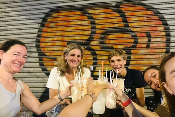 Night Food Tour in Saigon By Scooter - Twelve foods and drinks, with no need to plan dinner