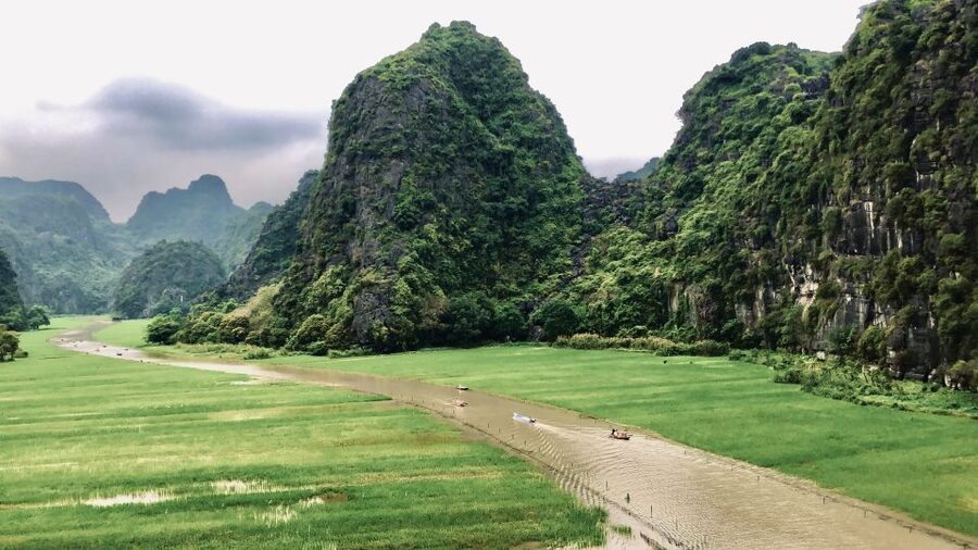 Ninh Binh Vespa Tours from Hanoi: Vespa + Boat + Daily Life - Thai Vi Temple and Bich Dong Pagoda