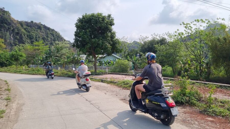 Ninh Binh Vespa Tours from Hanoi: Vespa + Boat + Daily Life - What the small group changes