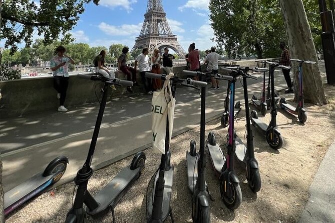 Paris City Tour by E-Scooter with Fun Guide (Small groups) - Grand Palais, Invalides, and Place de la Concorde