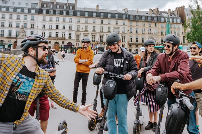 Paris E-Scooter Tour with fun & informative guide (small groups) - The Louvre and Place de la Concorde