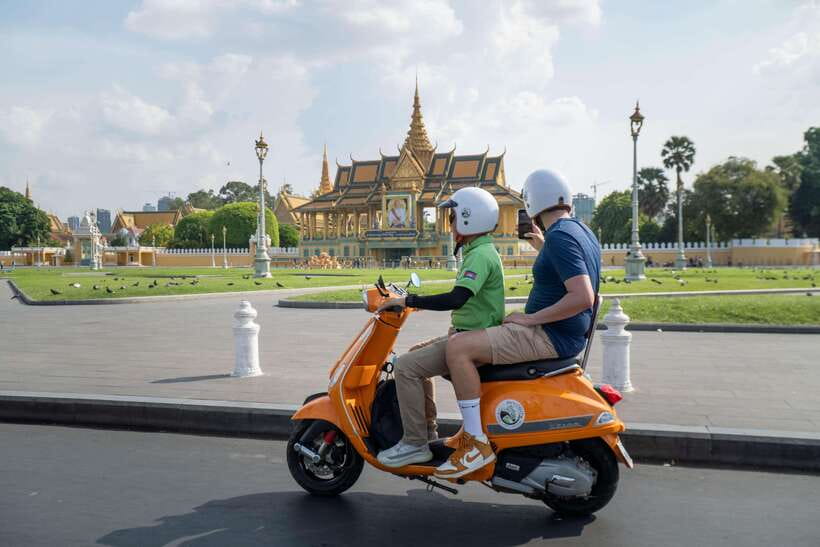 Phnom Penh: City & Silk Island Haft Day or Full Day Tour - The afternoon ferry to Silk Island