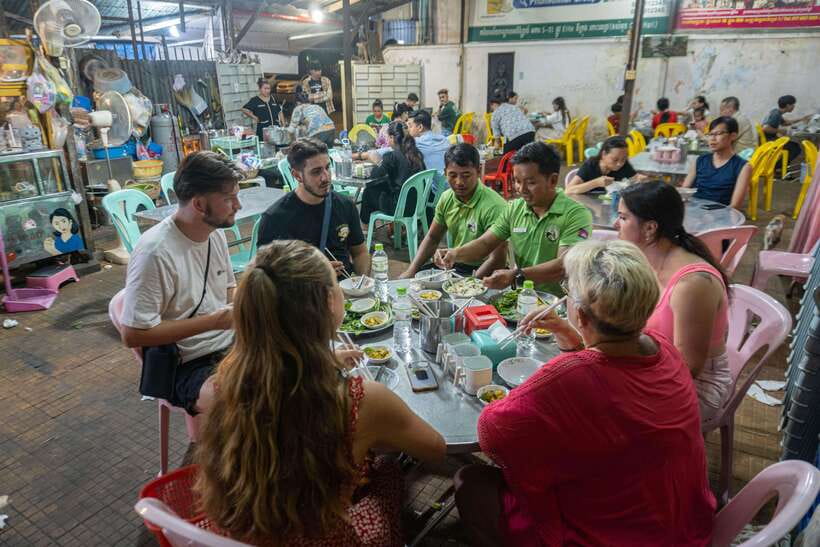 Phnom Penh Night Foodie Vespa Tour / Tuk Tuk Available - Why this night tour gives you a useful first look at Phnom Penh
