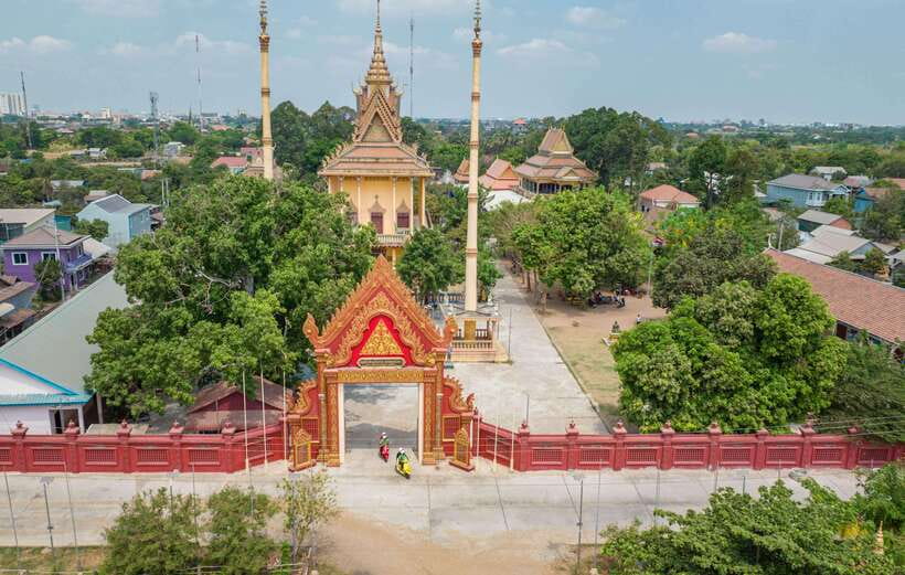 Phnom Penh Silk Island Sunset Vespa Tour / Tuk Tuk Available - The dried tofu family business