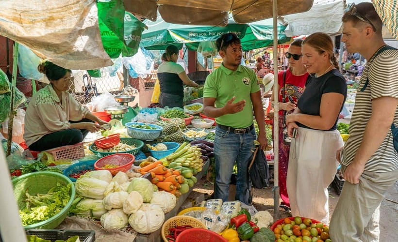 Phnom Penh: Silk Island Tour by Vespa with Tuk Tuk Available - The tofu skin workshop is the unexpected highlight