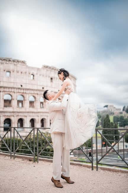 Photo Shoot in Rome with Vespa And Vintage Fiat 500 Options - The Pantheon and its remarkable dome