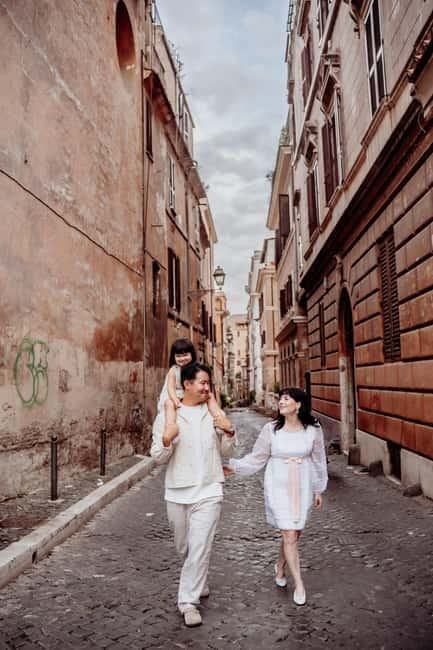 Photo Shoot in Rome with Vespa And Vintage Fiat 500 Options - Vespa or vintage Fiat 500: choosing the right prop