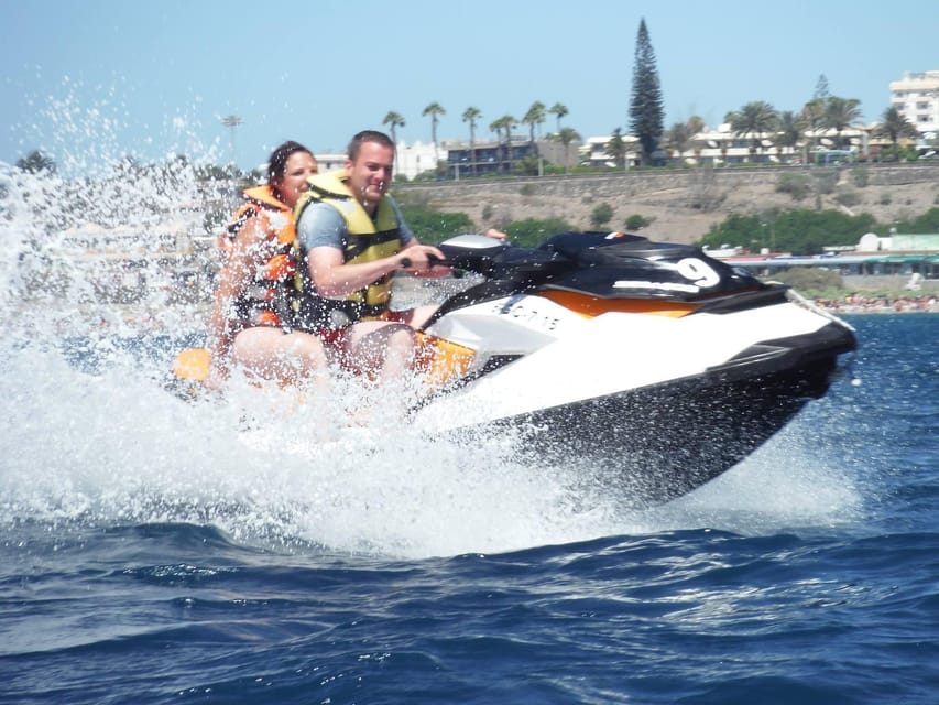 Playa Ingles:Rent e-Scooter 3 hour+Option Combo Rent Jet Ski - Meloneras and the coastal road