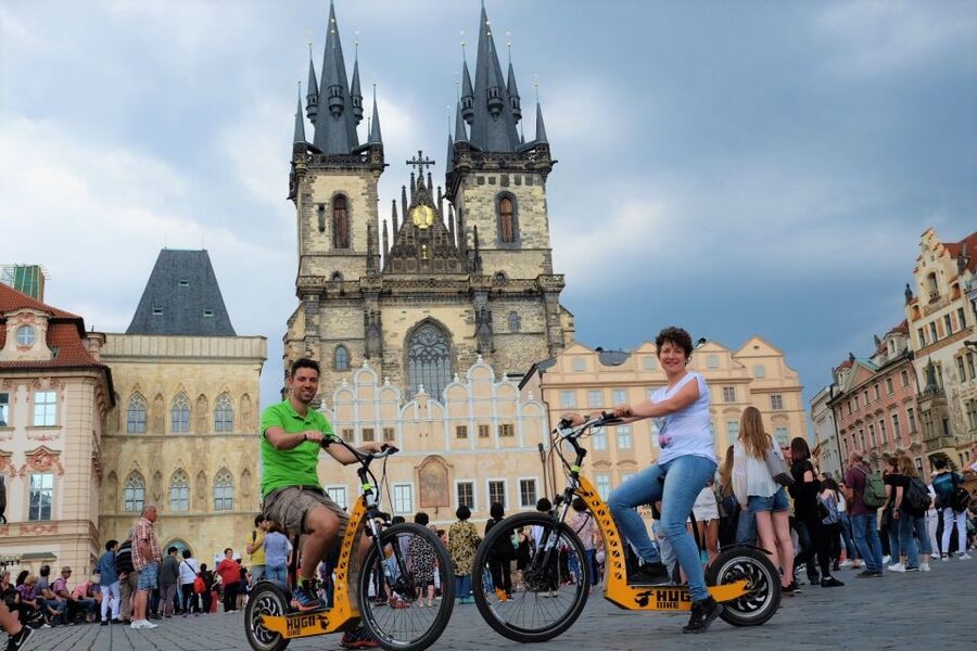Prague: 2-Hour Old District & Riverside E-Scooter Tour - Climbing Petřín Hill and circling the tower