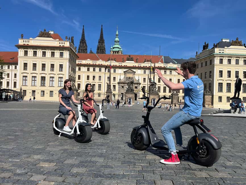 Prague: Combined Segway & E-Scooter City Highlights Tour - Why two vehicles work well in Prague