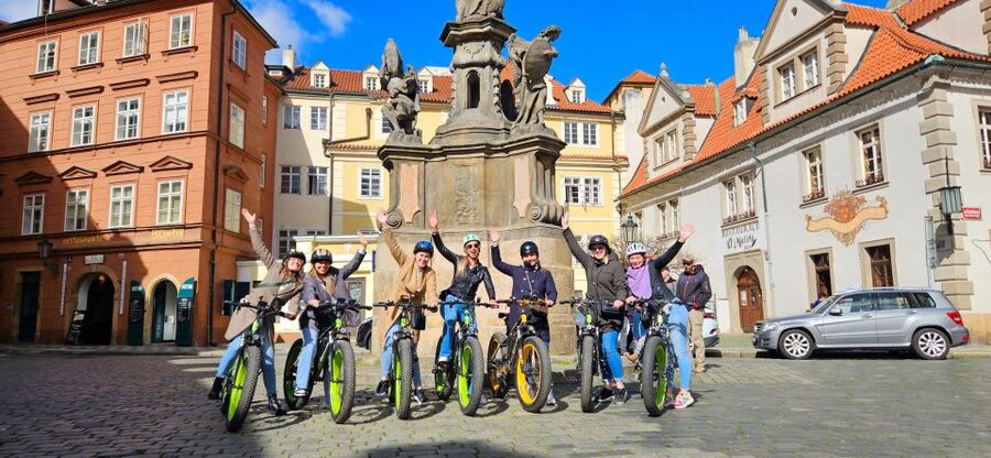 Prague: Electric Scooter & Cruiser Fat eBike Rental - Key points to know before you book