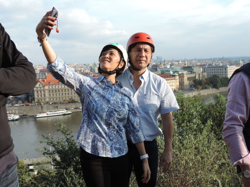 Prague: Grand e-Scooter Guided Tour - The return route through the Lesser Town