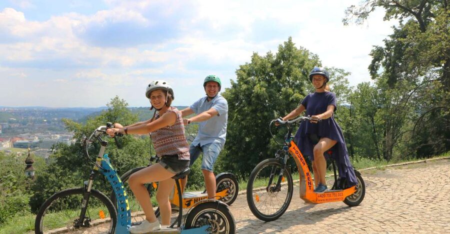 Prague: Highlights Tour on e-Scooter or eBike - Prague Castle and Hradčany Square