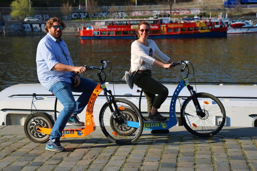 Prague: Highlights Tour on e-Scooter or eBike - Along the Vltava to Charles Bridge