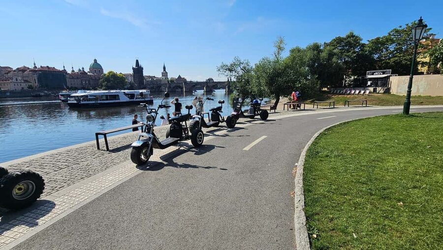 Prague Old Town: Guided Tour on eScooters - Key points at a glance