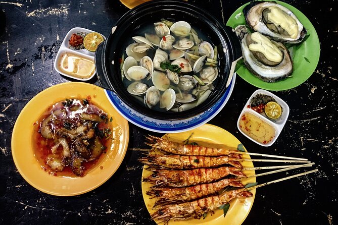 Private Local Food 4-hour Scooter Tour in Ho Chi Minh City - Why a scooter is the right way to eat in Saigon