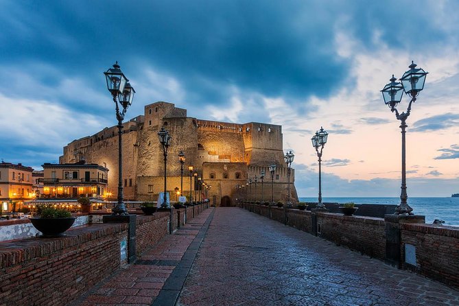 Private Sightseeing Tour in Naples by Vespa - Why a Vespa fits Naples so well