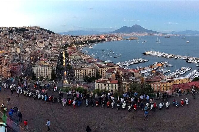 Private Sightseeing Tour in Naples by Vespa - Maschio Angioino and the grand central squares