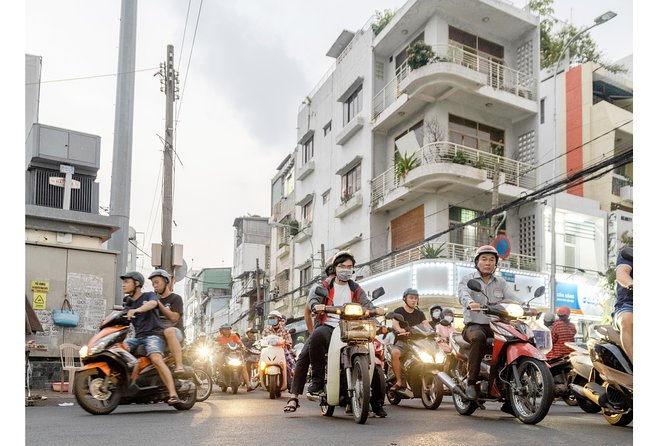 Private Street Food Tour by Scooter in Ho Chi Minh City - A local pub and the social side of the tour